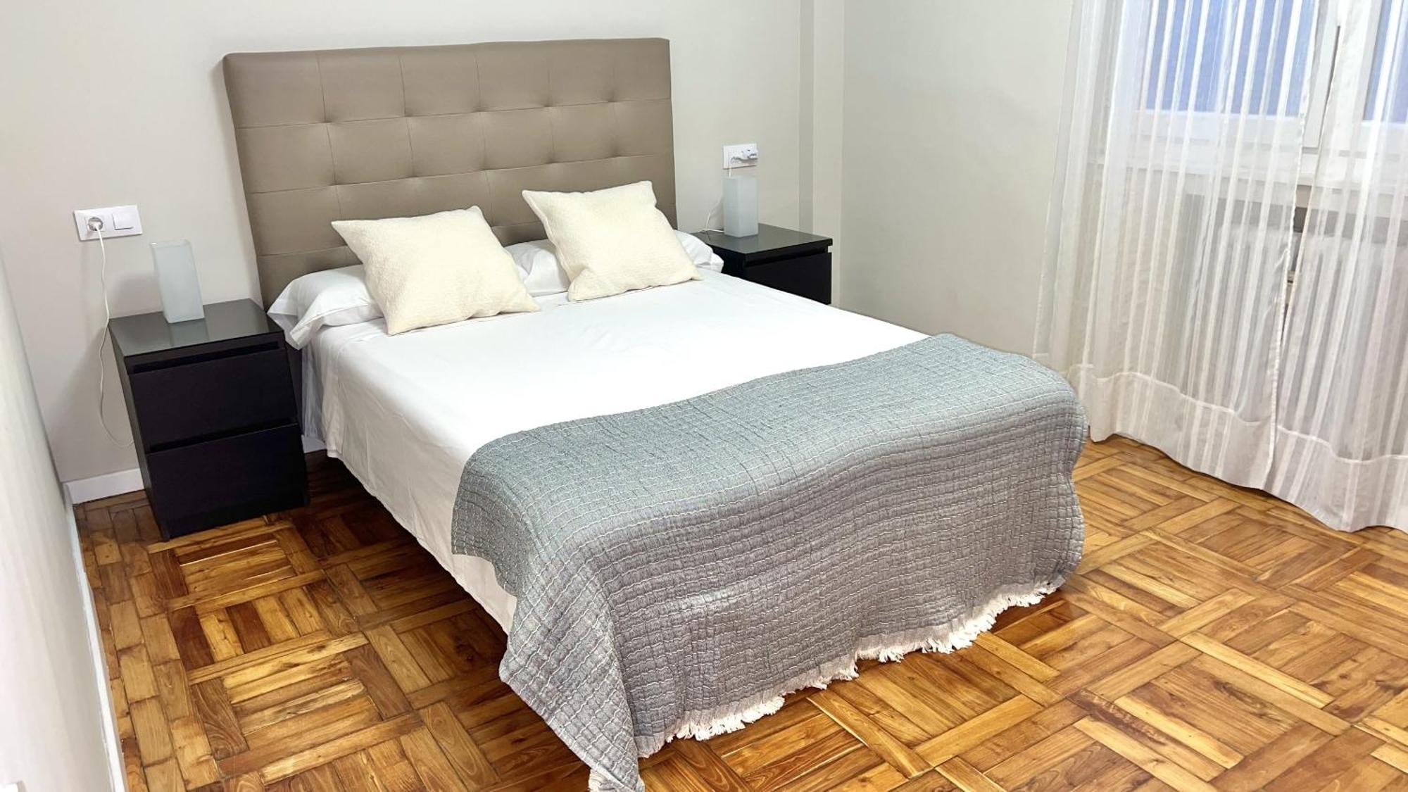 Vetusta Nest Apartment Oviedo